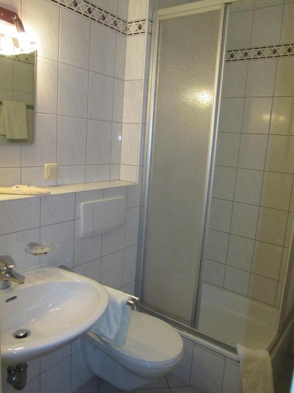 Hotel Gasthof Humplbraeu Wolfratshausen Room photo