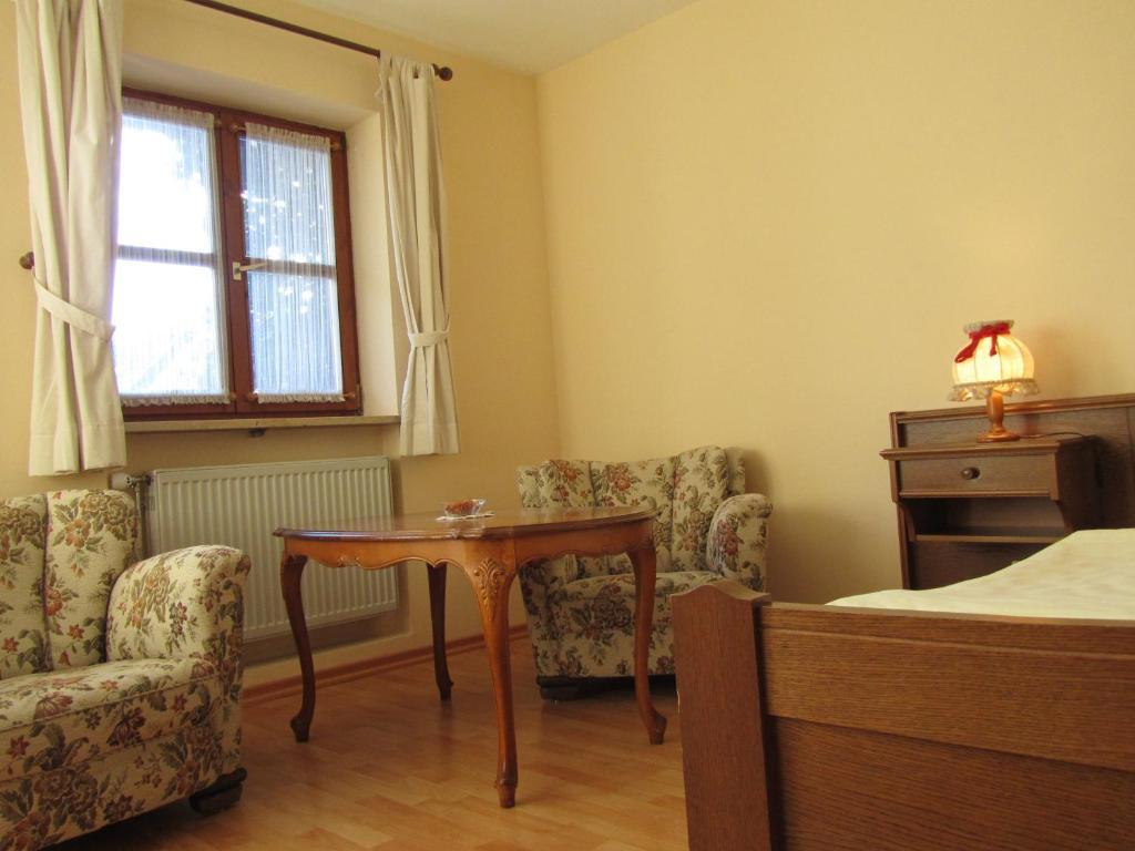 Hotel Gasthof Humplbraeu Wolfratshausen Room photo