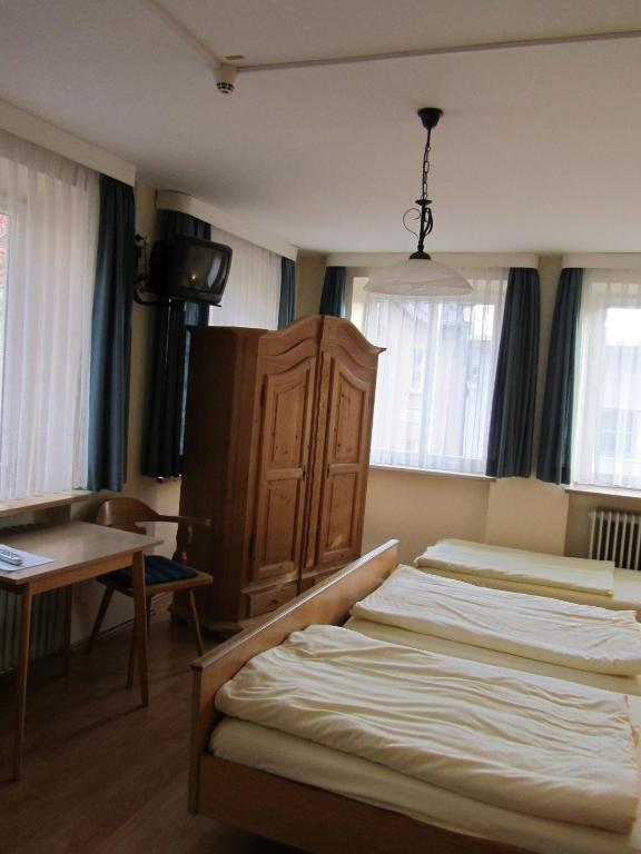 Hotel Gasthof Humplbraeu Wolfratshausen Room photo